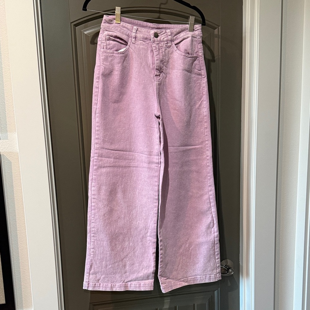 Chic Lavender Wide-Leg Jeans